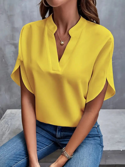 Taylor - V-Neck Tee