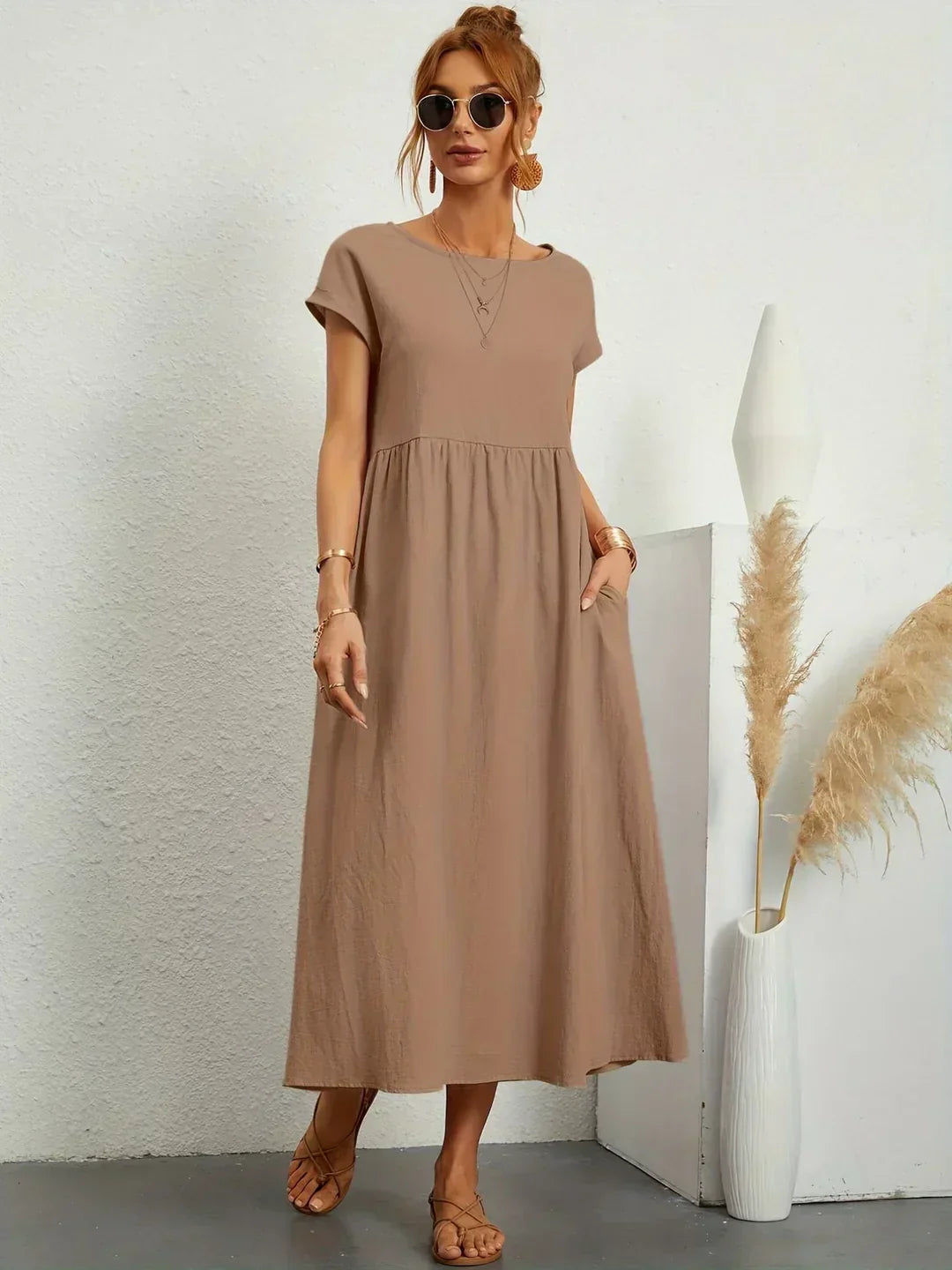 Ivy — Flowing Midi Dress with Timeless Elegance
