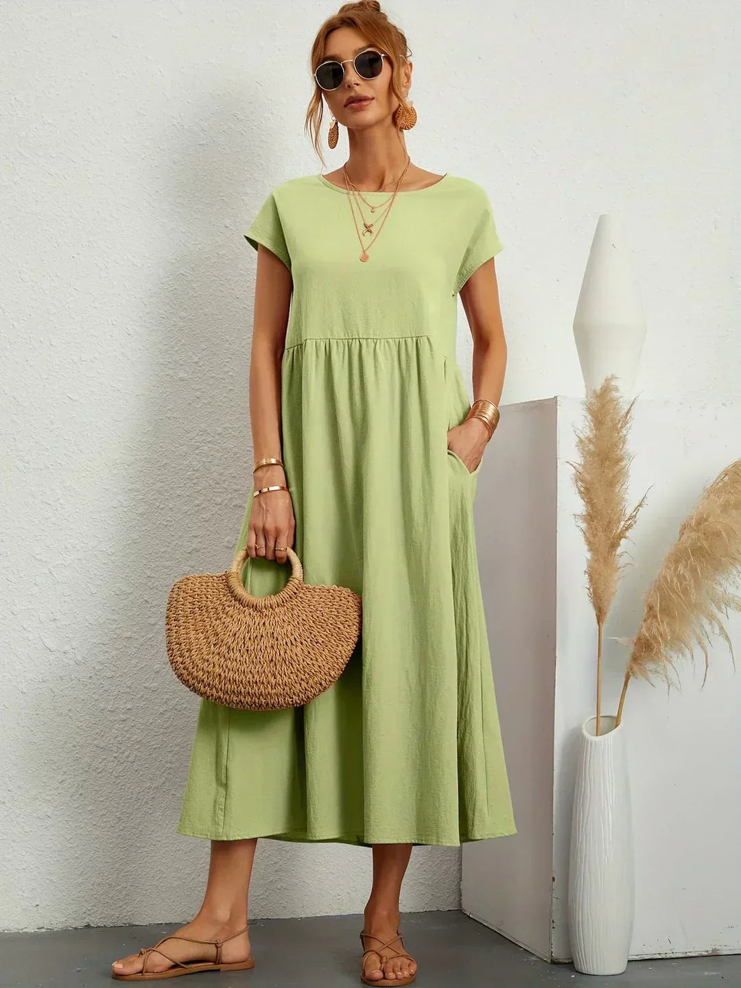 Ivy — Flowing Midi Dress with Timeless Elegance