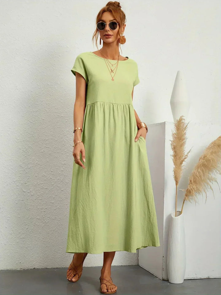 Ivy — Flowing Midi Dress with Timeless Elegance